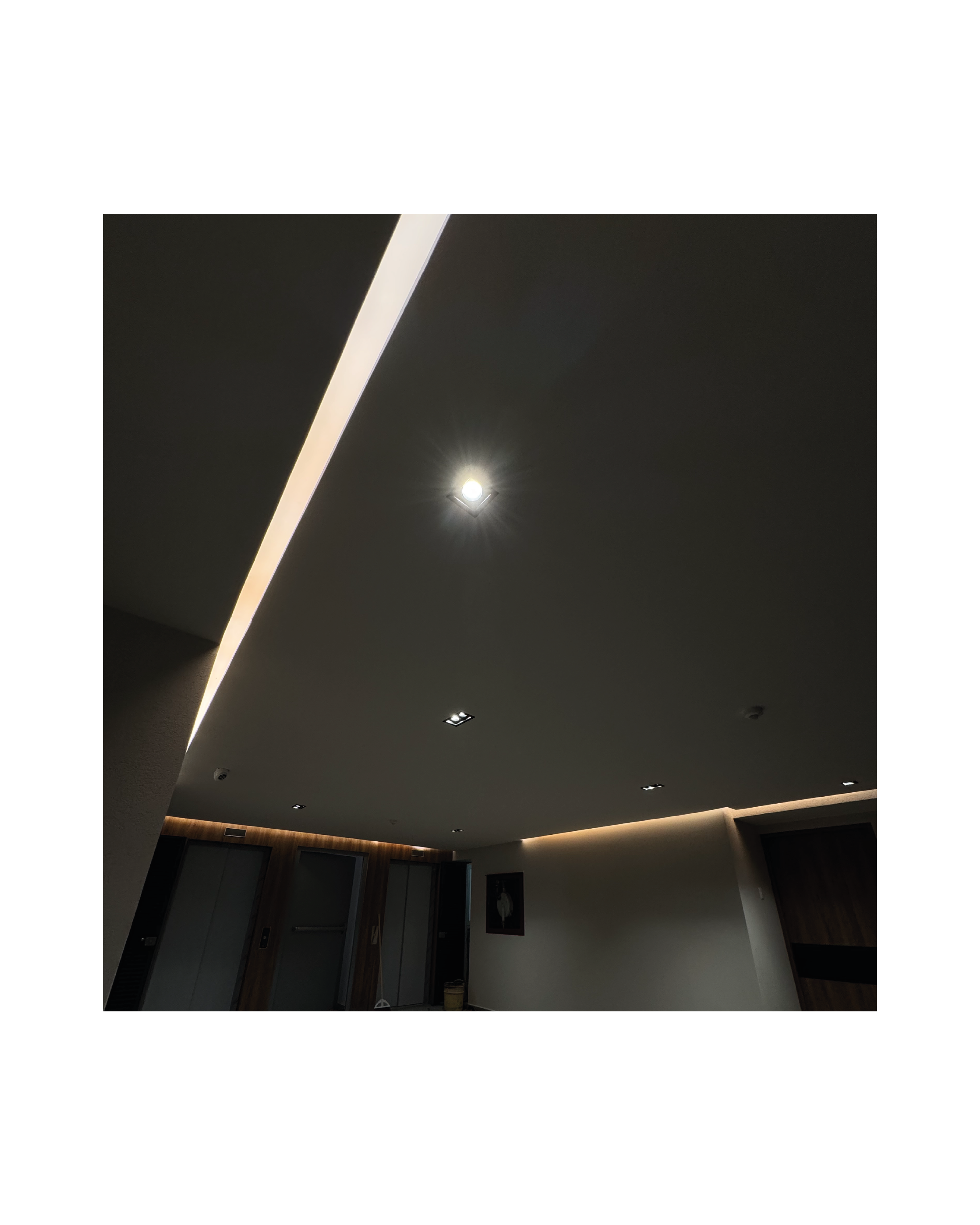 Luminario Cuadrado Dirigible Empotrable MR16 o GU10 LUMMI